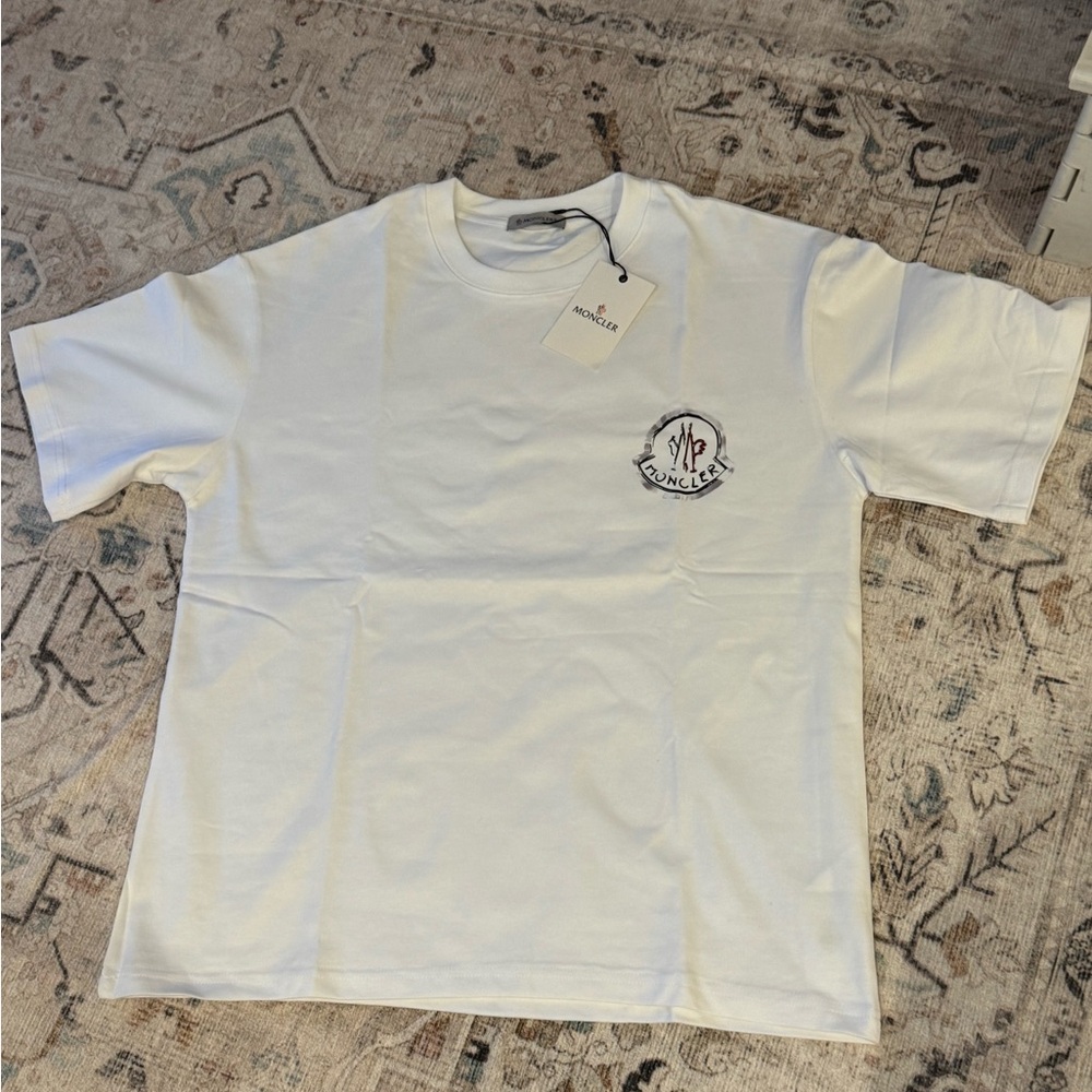 Moncler White Short Sleeve Logo T‑Shirt